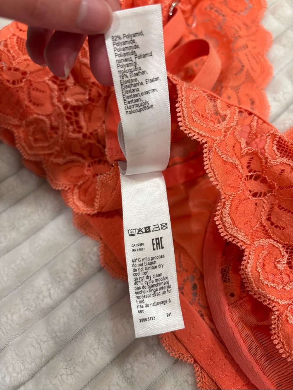 Hanro Vibrant Orange Lace Bralette with Scalloped Trim - Picture 6 of 8